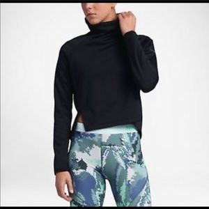Nike Therma top